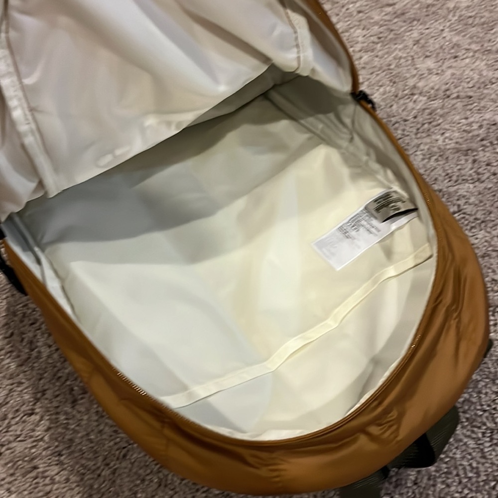 Timberland Classic Backpack bag school puffer wheat new 15” laptop sleeve - Picture 6 of 7